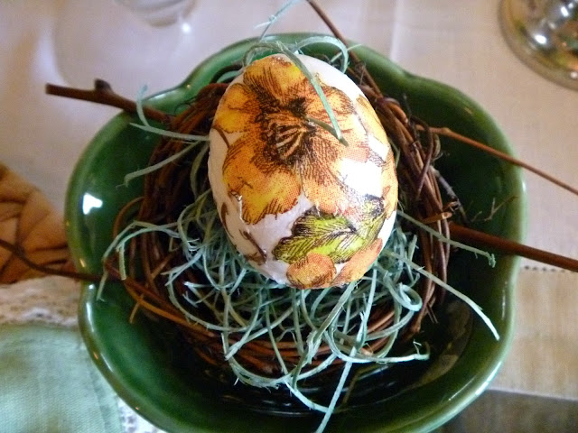 Inspiration for an Easter Tablescape - pull our the bunnies and the eggs, it's Easter time and we have a table to set! - Slice of Southern