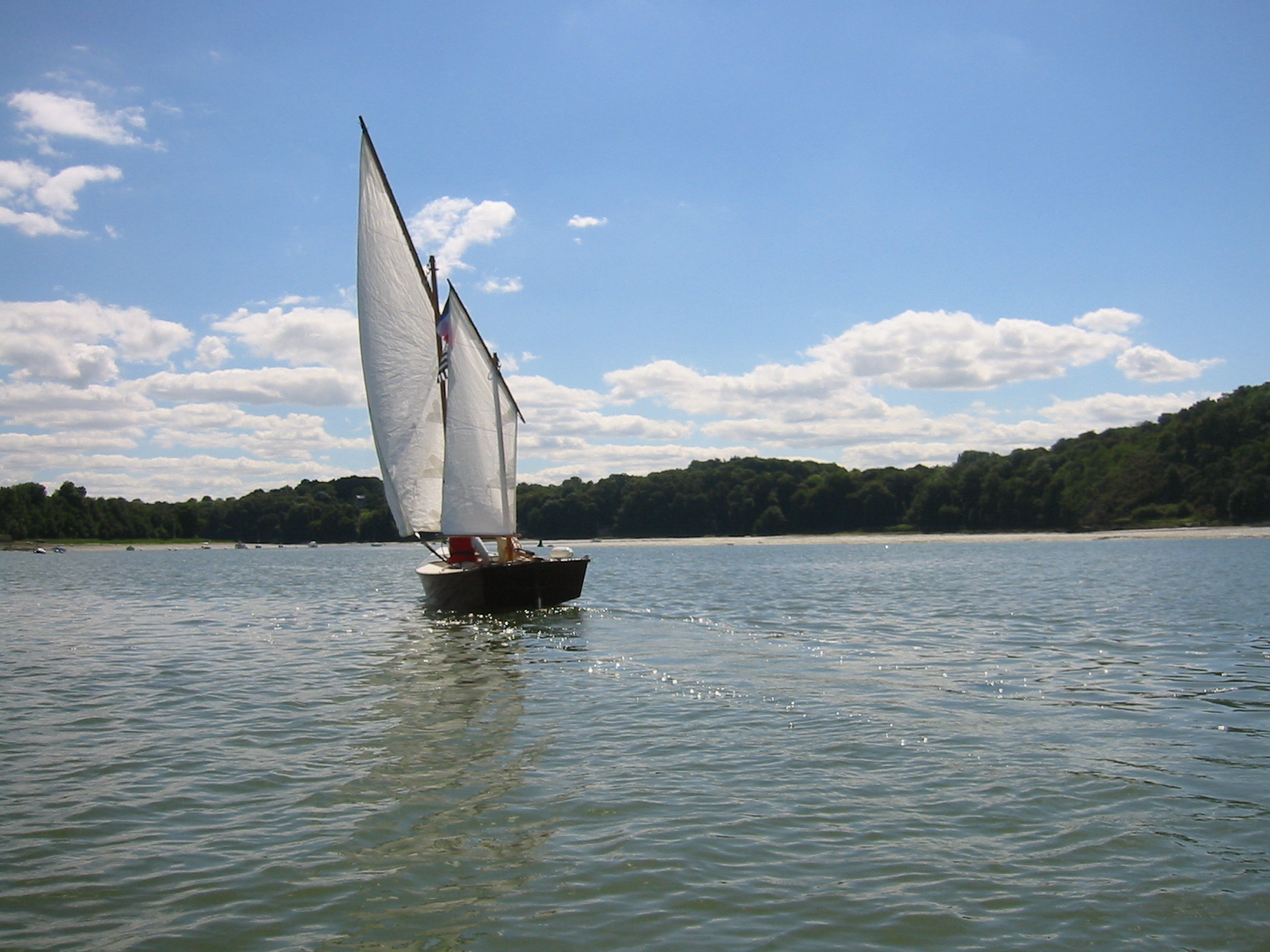 simple sailing low cost cruising: gunter rig sailboat