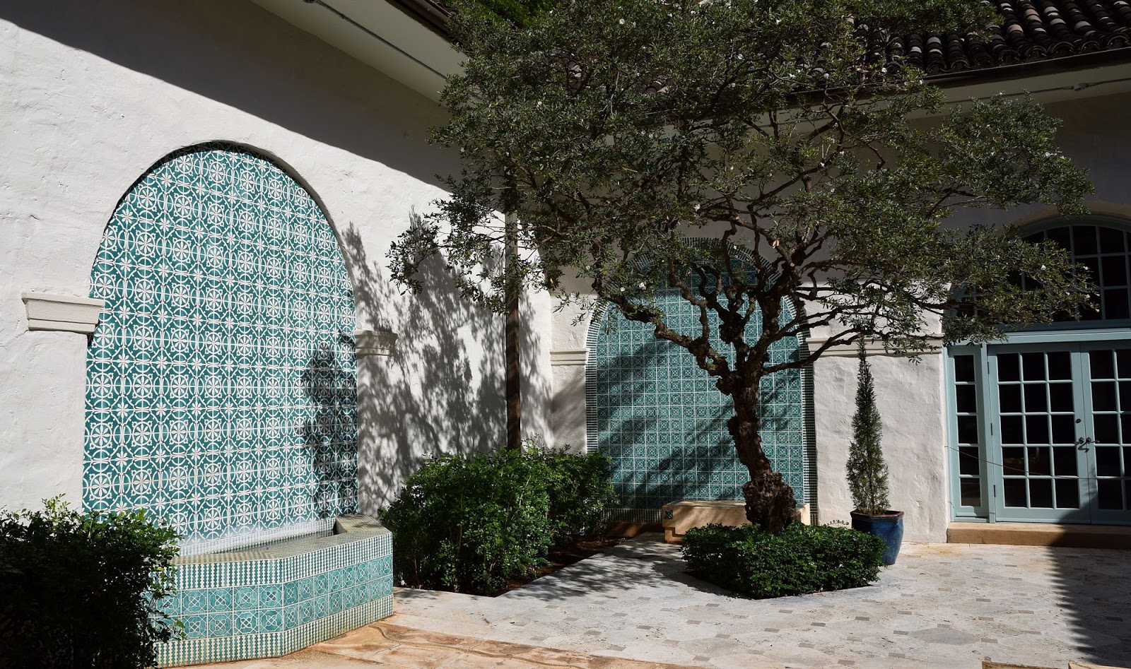 Discettazioni erranti: honolulu art museum e una considerazione Balcone disegno Mexicanos
