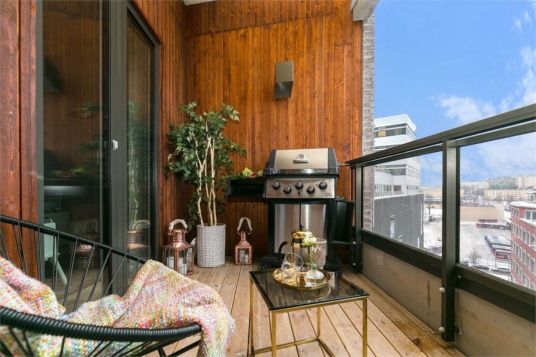 Un studio minimalisme propice à la création à Lisbonne