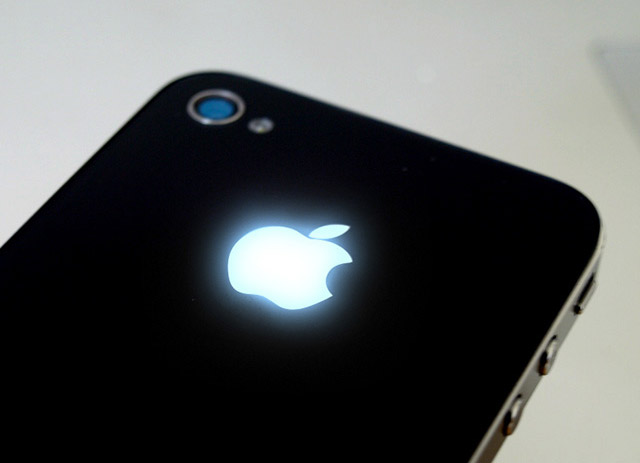 कल आईफोन और आईपैड के और नए मॉडल ला सकता है एप्पल