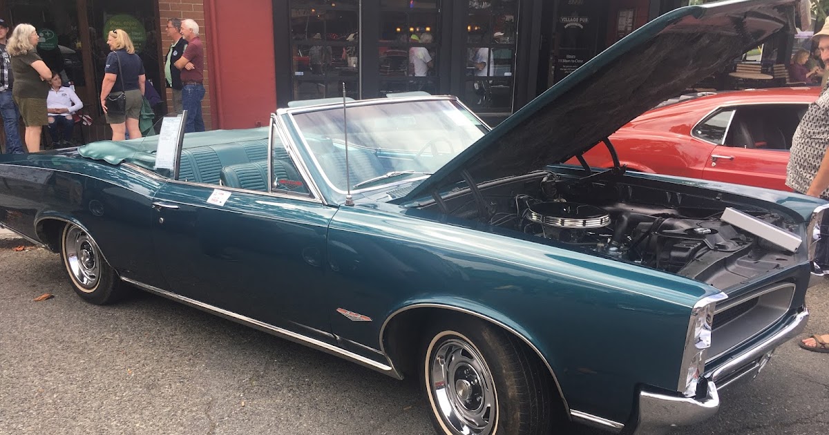Seattle's Old Cars Magnolia Car Show 1966 Pontiac GTO