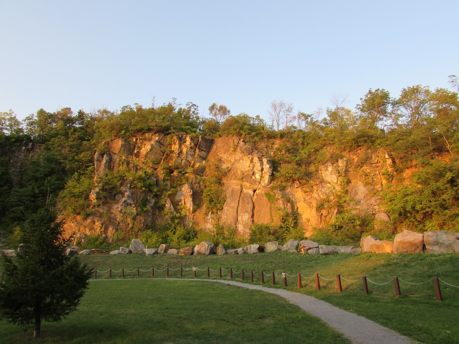 Hollidaysburg Chimney Rocks, Canal Basin Park, and Railroad History