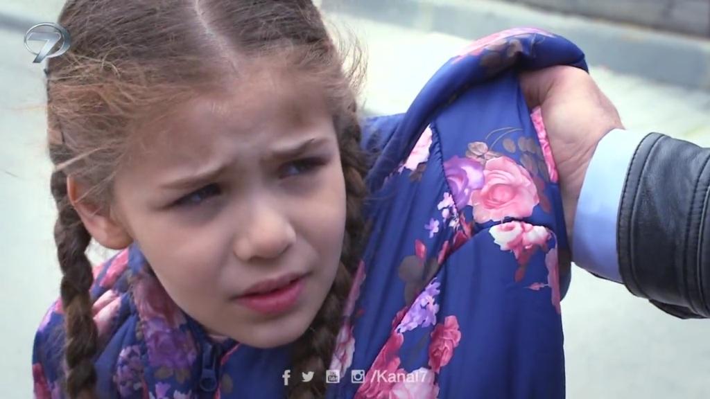 Elif odcinek 360: Cemal przyłapuje Elif na ucieczce z domu! Melek jest zastraszana! [Streszczenie + Zdjęcia]