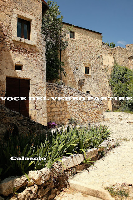 COSA VEDERE IN ABRUZZO: IL BORGO DI CALASCIO
