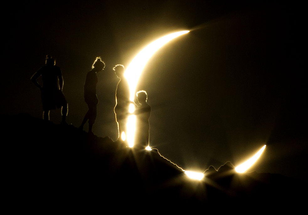 Gambar-gambar Terbaik Gerhana Matahari Anulus 2012 (10 gambar)