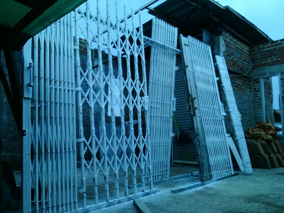 service rolling door folding gate dibandung, folding gate bandung