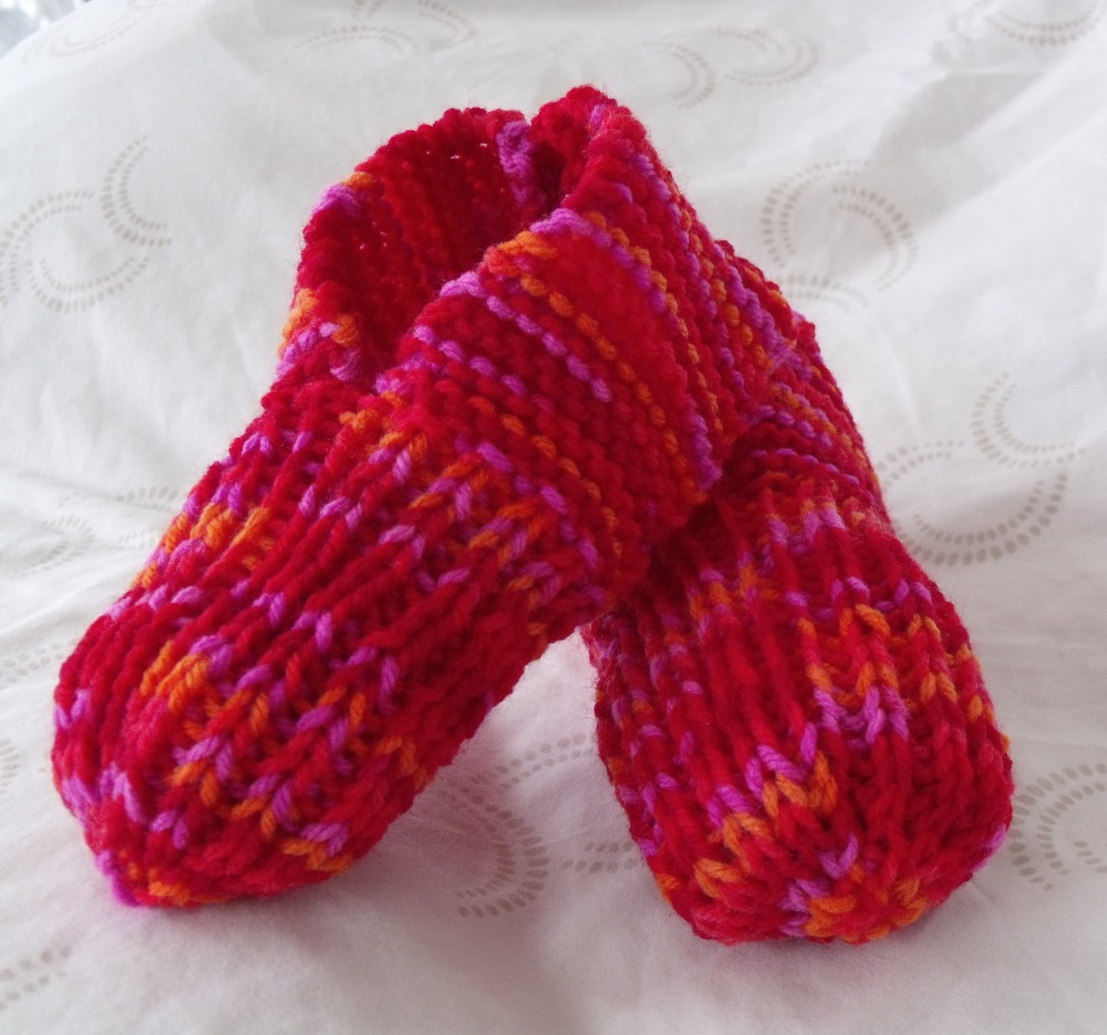 KweenBee and Me: How to Knit Children's Slippers
