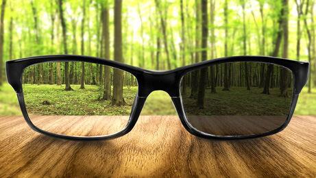 5 Keunggulan Teknologi Lensa Photochromic bagi Pecinta Kacamata