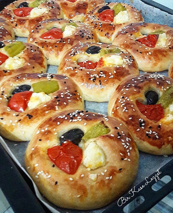 MİNİ PİZZA Bir Kase Lezzet MİNİ PİZZA Bir Kase Lezzet