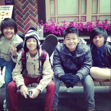 LIRIK LAGU DEMAM UNYU-UNYU COBOY JUNIR: @1D_regin Blog : Lirik lagu