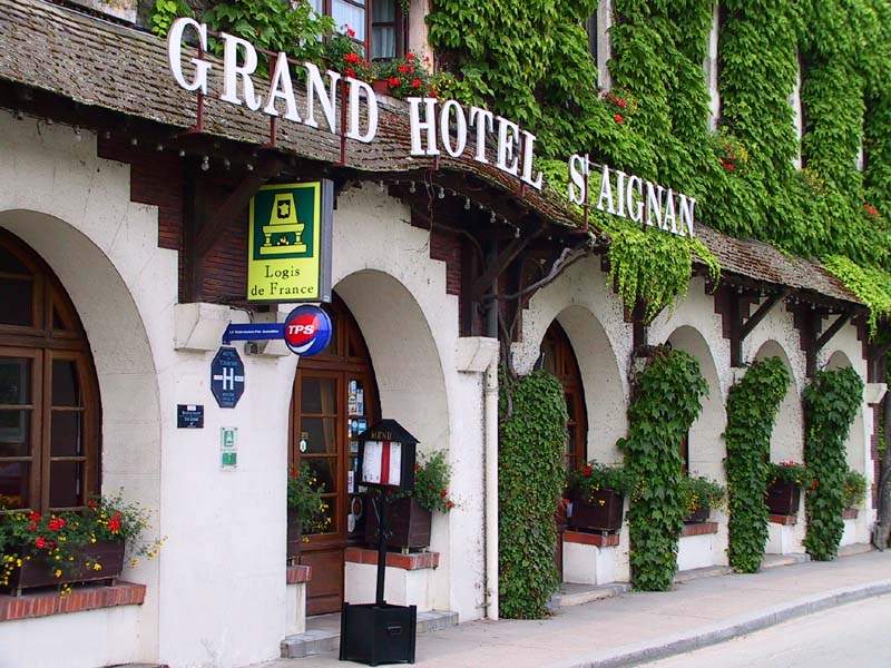 Living the life in SaintAignan SaintAignan in pictures