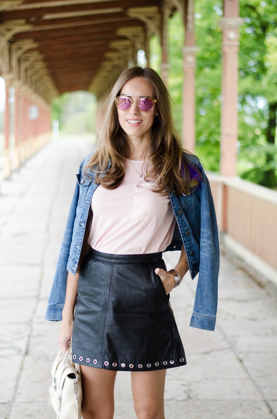 HOW TO DRESS DOWN A LEATHER SKIRT Kristjaana