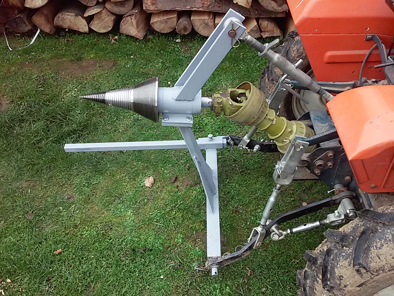 Log Splitter for tractor with PTO shaft