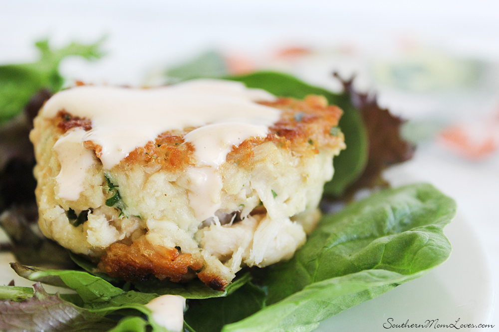 Southern Mom Loves White Albacore Tuna Cakes with Sriracha Lemon Mayo