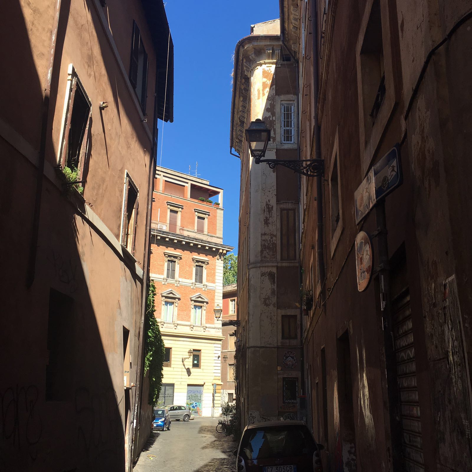 Rerum Romanarum: Vicolo della Renella
