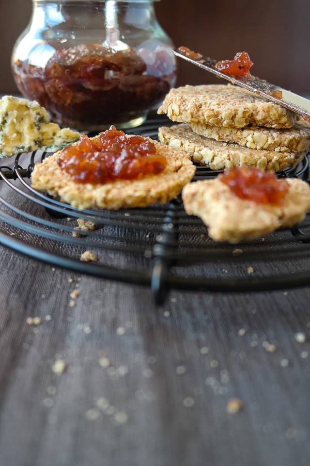 sia´s soulfood foodblog: Zum Aperitif: Rote-Bete-Chutney und Hafer ...