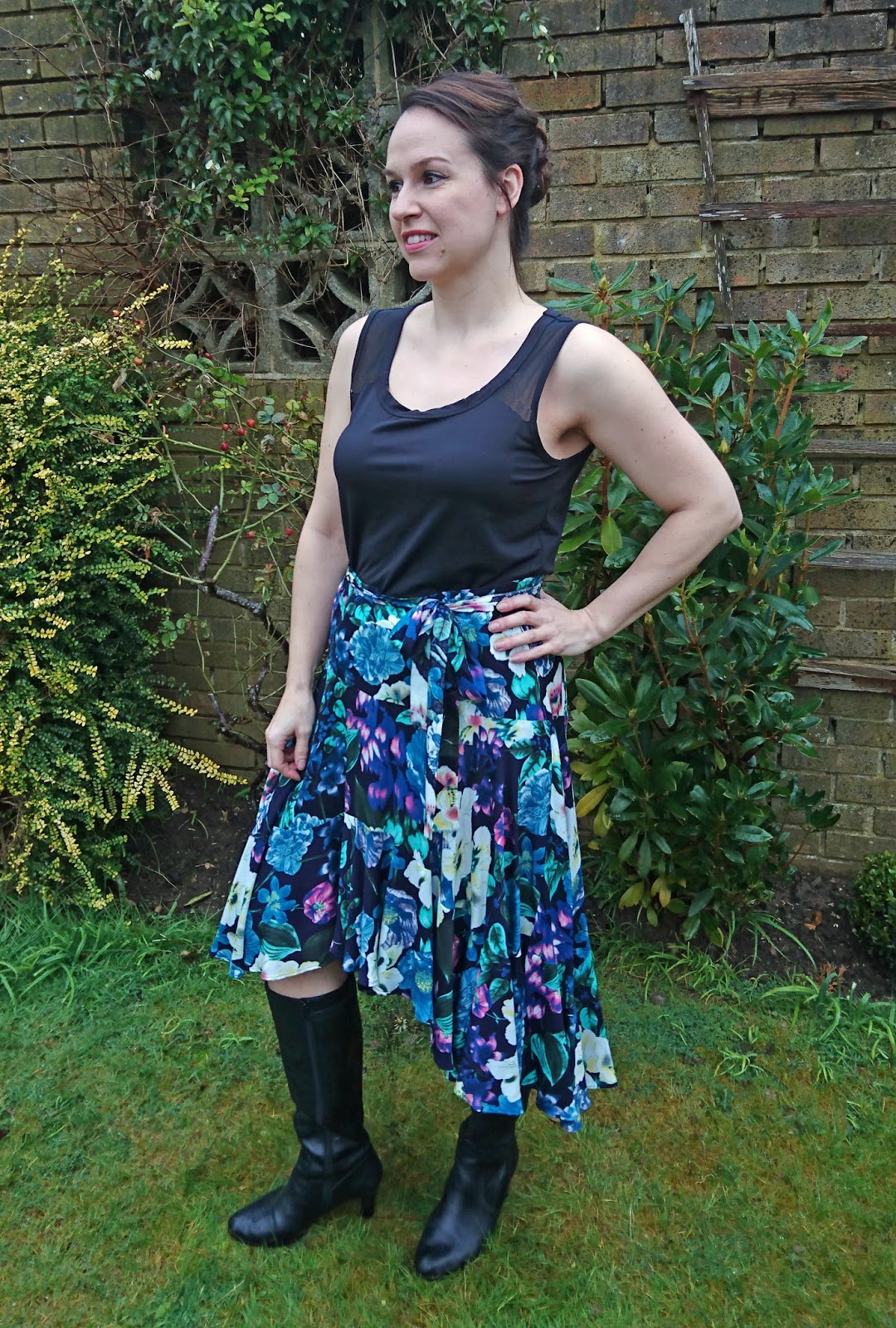 All Sewn Up by Stacey: Wardrobe by Me Belle Skirt - Beautiful new pattern