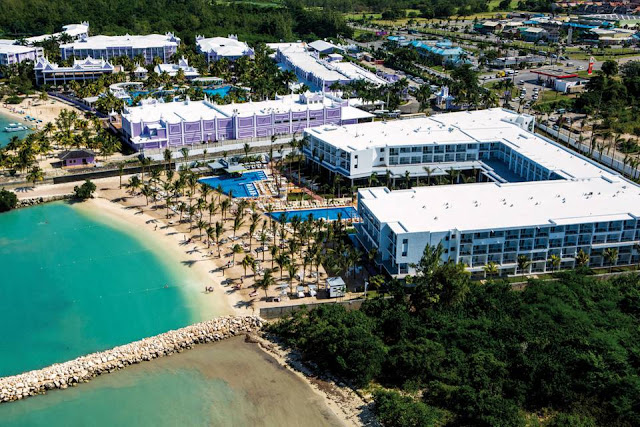 The Hotel Riu Palace Jamaica is your Adults Only hotel in Montego Bay. Best price online guaranteed.
