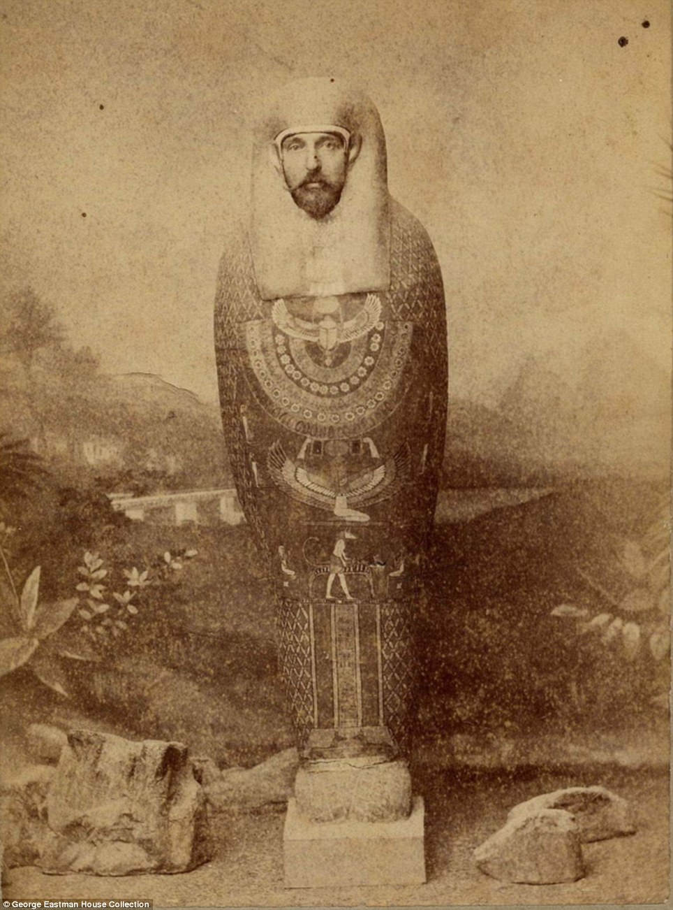 Creepy Victorian Era Photographs ~ vintage everyday