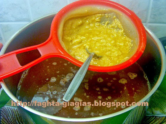 Μουσταλευριά παραδοσιακή - από «Τα φαγητά της γιαγιάς»