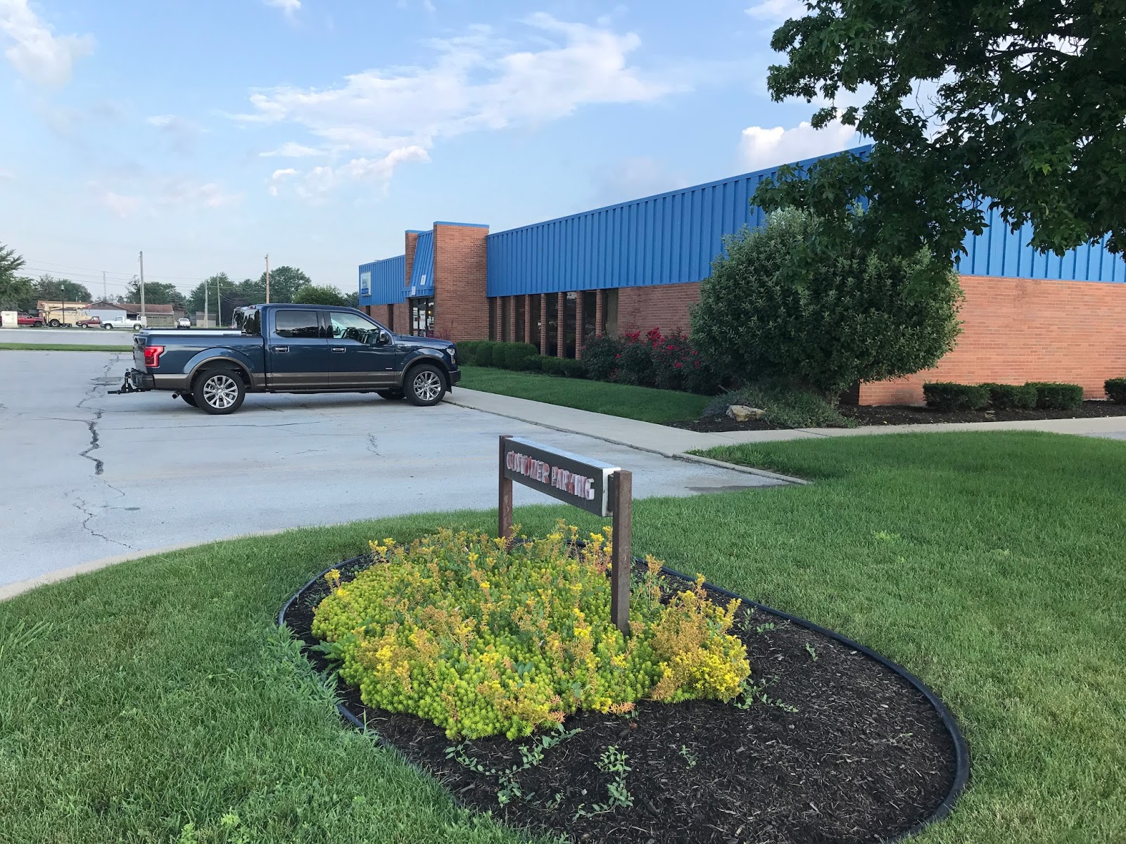 Cozy Rosie Airstream Terraport Jackson Center, Ohio June 2017