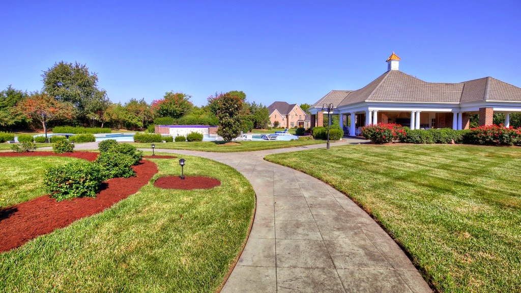 Eileen's Home Design Mansion For Sale in Bowling Green, KY For 2,900,000