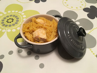 Noodles with chicken curry