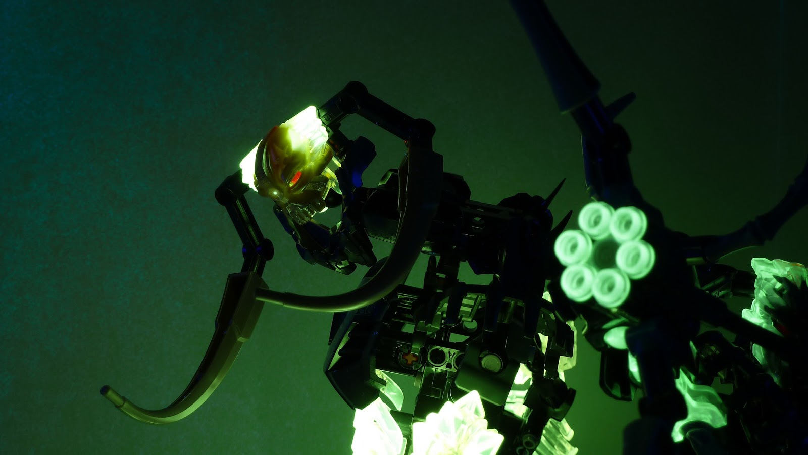 Droop Anvendelse forudsigelse Rayque's Blog: [Lego] Black light - #71316 Umarak the Destroyer