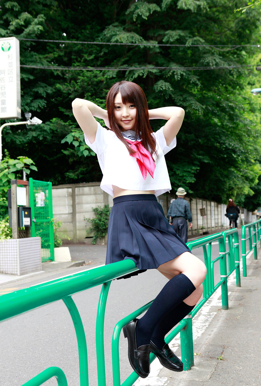 yoshiko suenaga sexy naughty schoolgirl pic 04