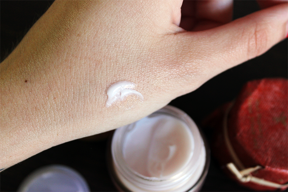 emptyfloor Skinfood Black Raspberry Eye Cream review