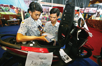 Alat Untuk Motor Anti Begal, Karya Anak SMK yang Wajib Dimiliki