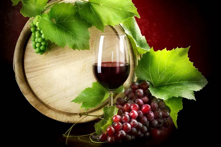 red-glass-grapes-leaves-barrel-good morning-wallpapers