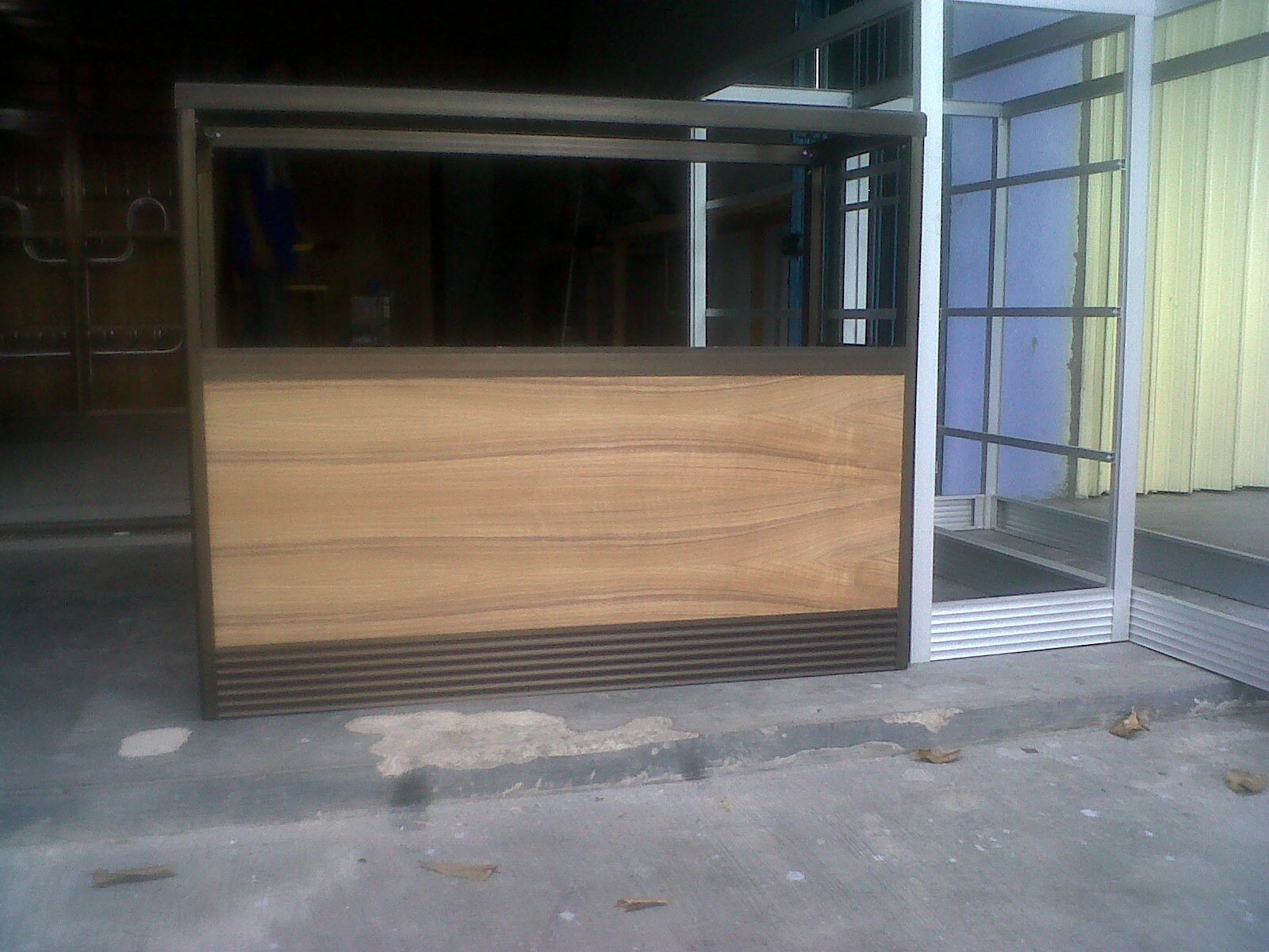 Rendy Aluminium & Baja ringan Etalase Aluminium