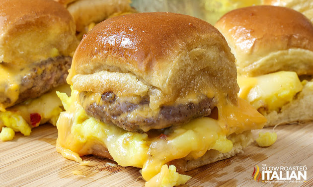 Cheesy Sausage & Egg Breakfast Sliders #dinner #egg