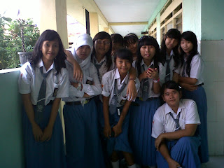 PERGAULAN DI SEKOLAH ~ BK for SMK Negeri 4 Surabaya