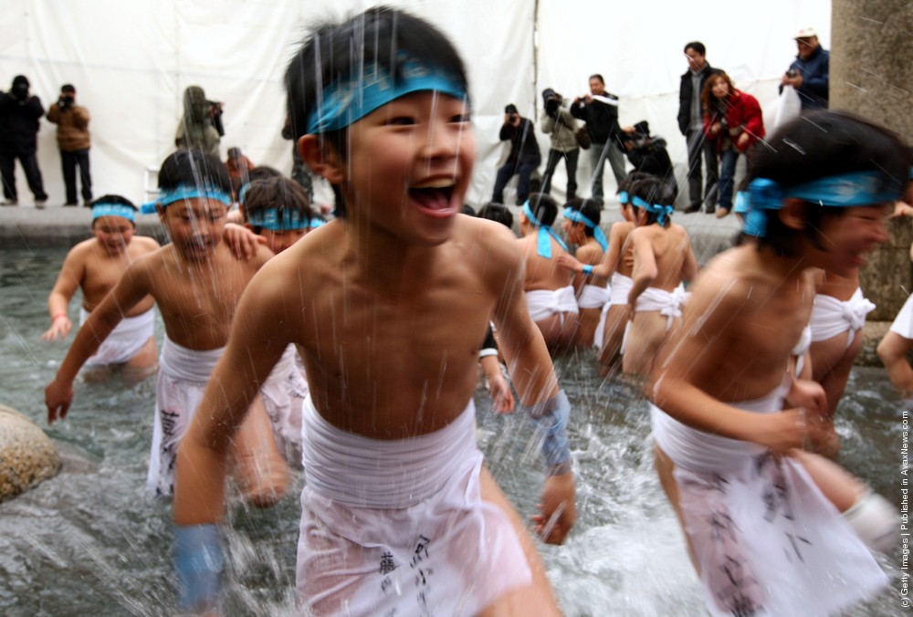Thousand of People Naked in Japanese Naked Festival Hadaka Matsuri