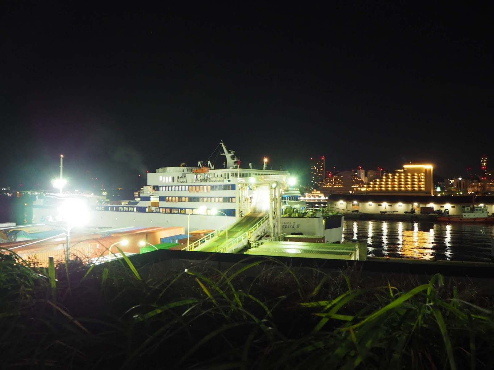 秋の小豆島旅 前夜 夜の神戸夜景散歩へ ナイトライド Sayの晴れたら自転車に飛び乗ってなブログ