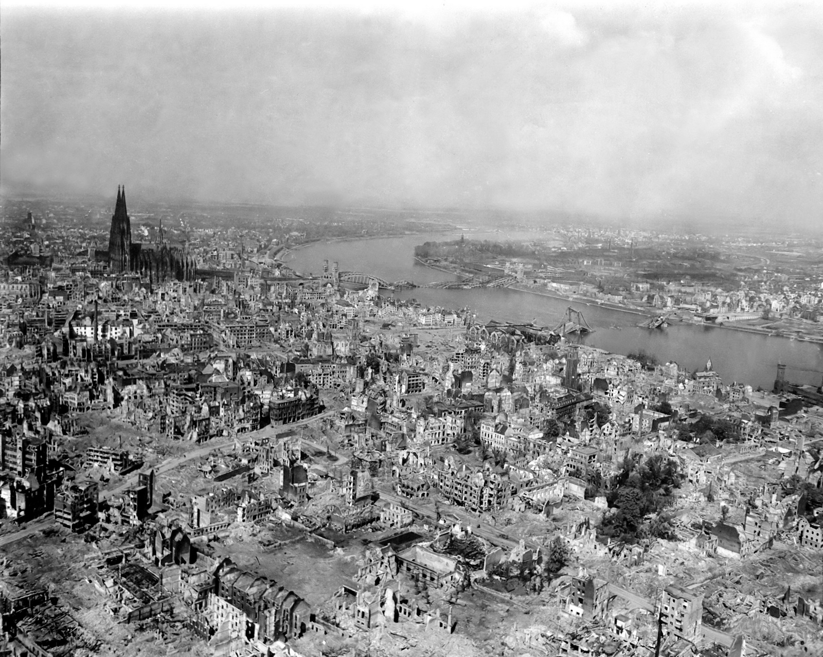 World War II Pictures In Details: Devastation of Cologne, Germany 