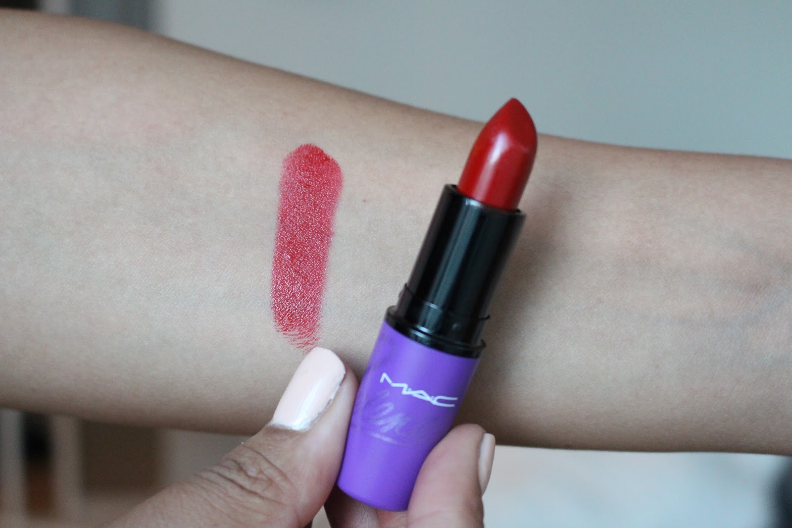 MAC Selena Como La Flor Lipstick Swatch