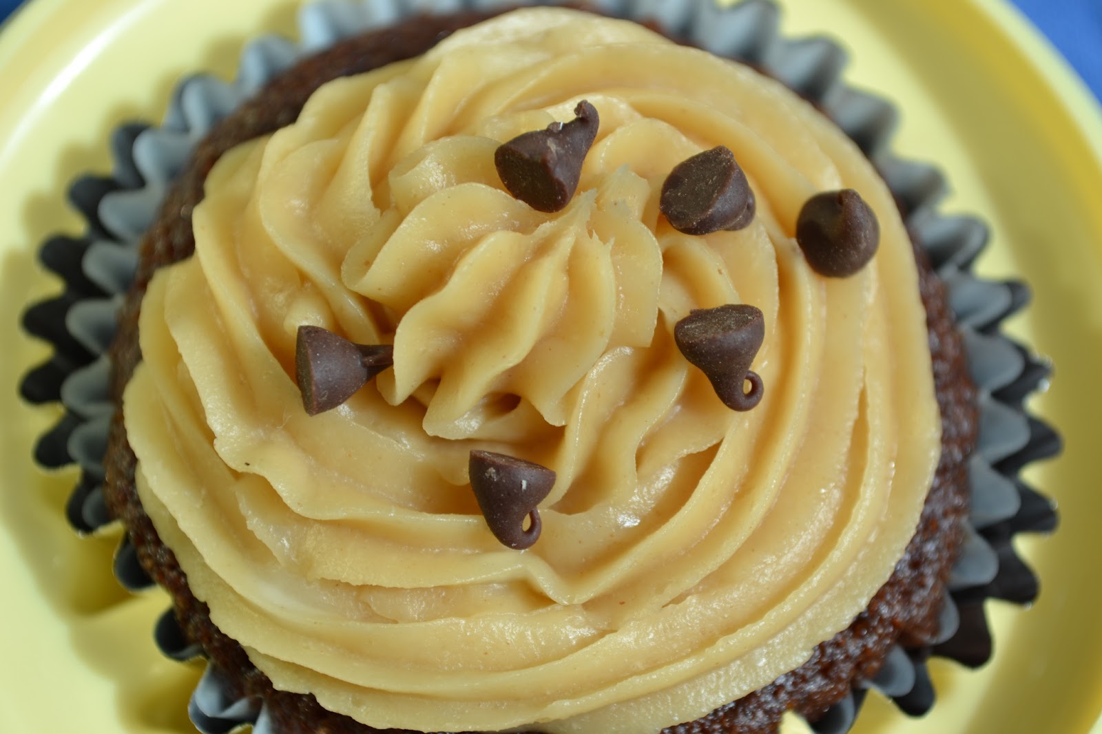 Sweet Morris Peanut Butter Frosting