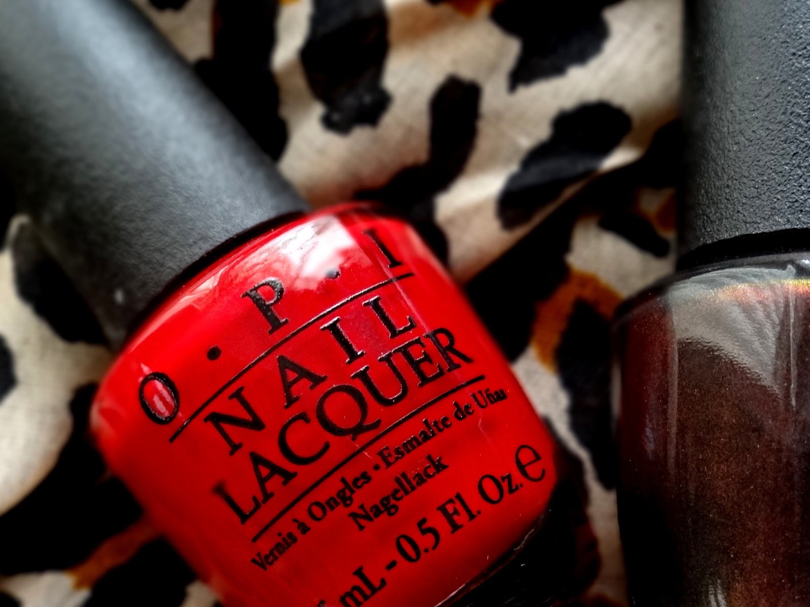OPI Wrapped Wild For The Holidays - Muir Muir On The Wall, Big Apple Red | OPI Holiday 2014 Limited Edition