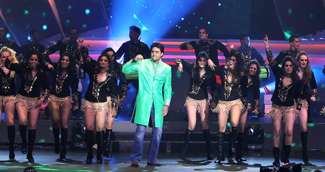 IIFA Awards Abhishek Bachchan's Performance 2013
