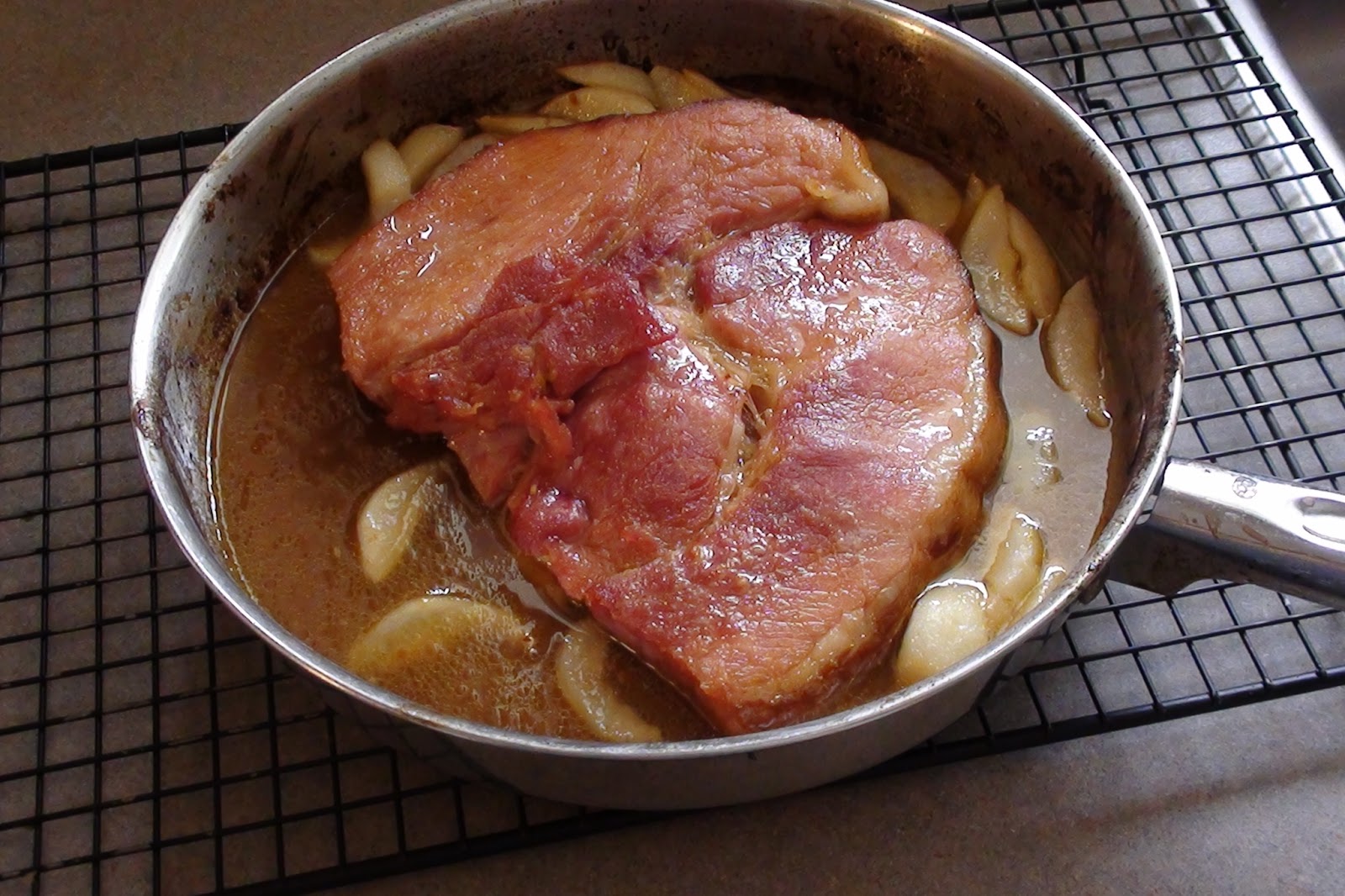 zsuzsa is in the kitchen MAPLE GLAZED HAM STEAK