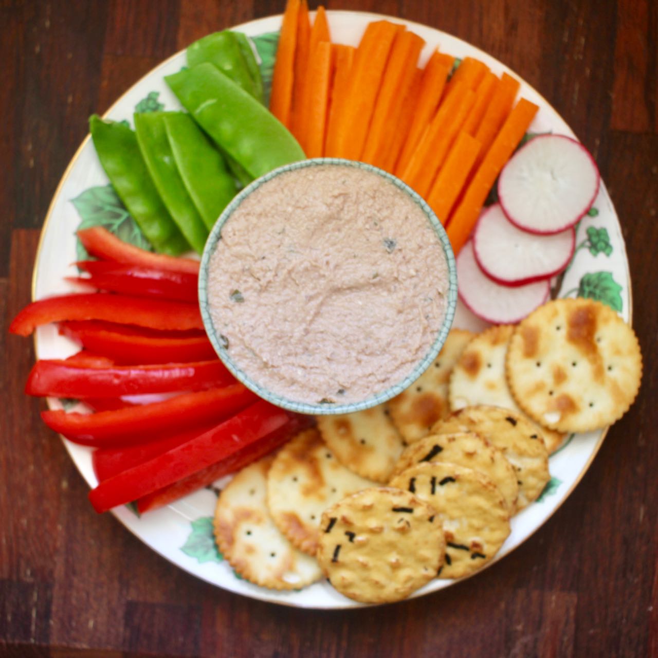 Green Gourmet Giraffe Red Lentil and Walnut Pate