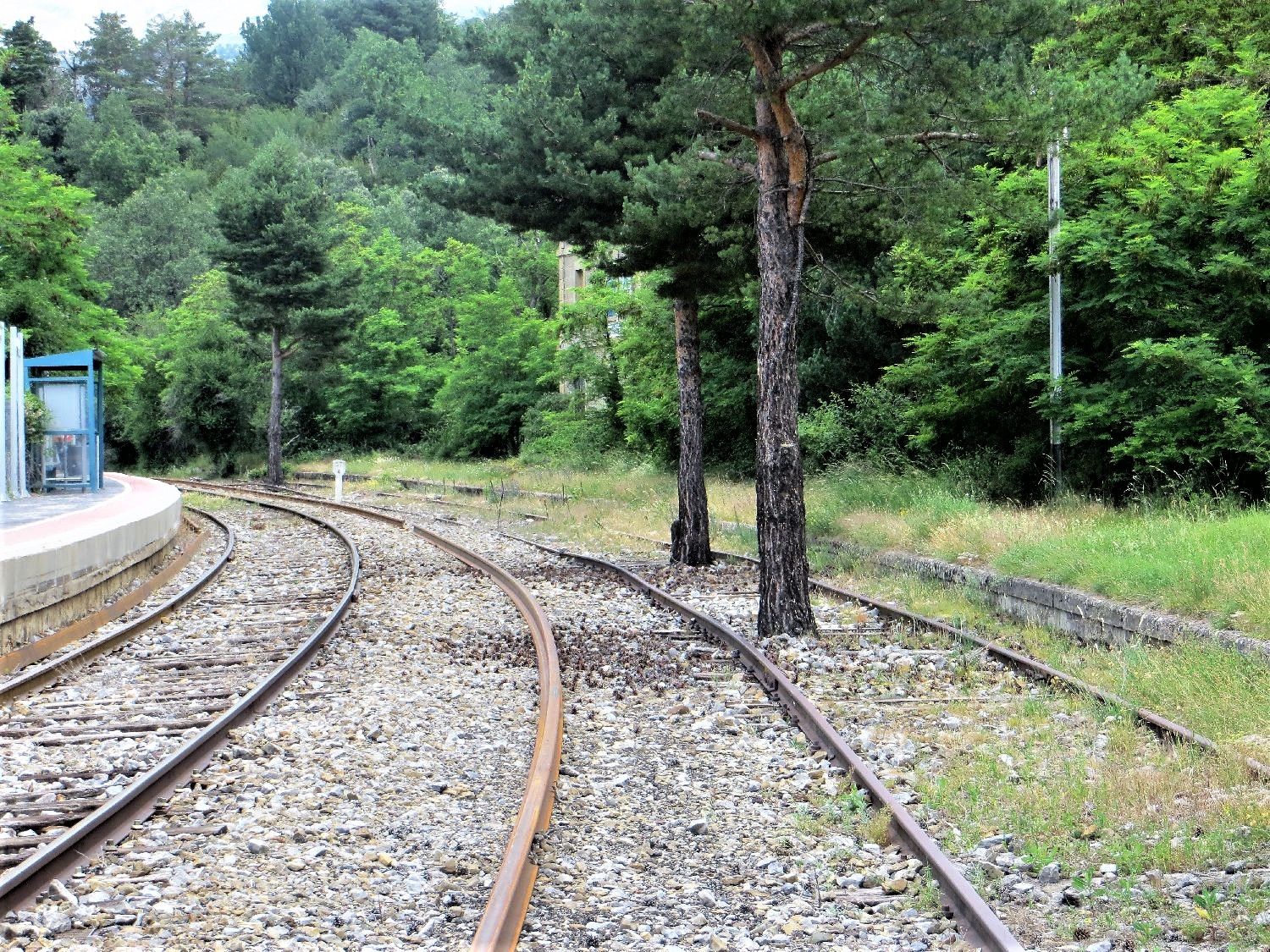 Asociación Altoaragonesa de Amigos del Ferrocarril Estaciones de