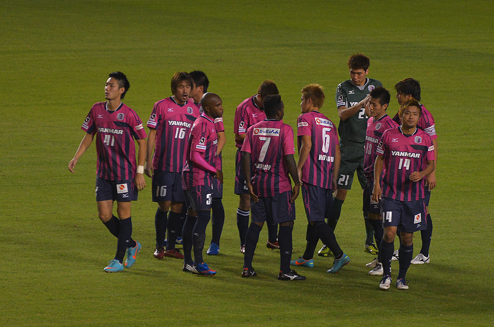 セレッソ大阪狂乱観戦記 O Lunatico Amou Futebol あとひとつ 勝てばいい Cerezo