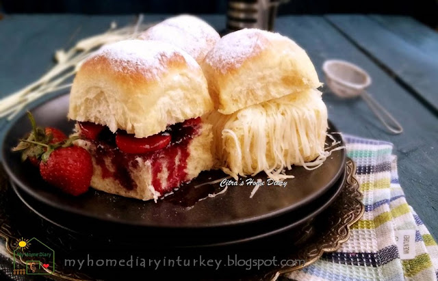 Citra's Home Diary: Buchty ( Buchteln / Buchta / Wuchteln) Bread / Roti ... Citra's Home Diary: Buchty ( Buchteln / Buchta / Wuchteln) Bread / Roti ...