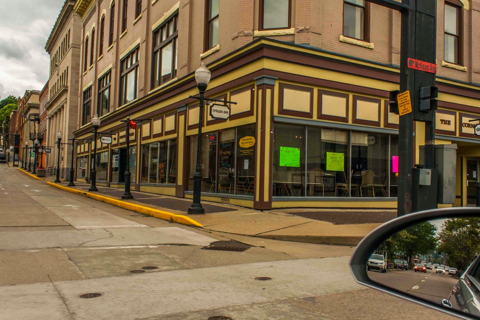 Ladee's Travels Charleroi, PA Drive through Town