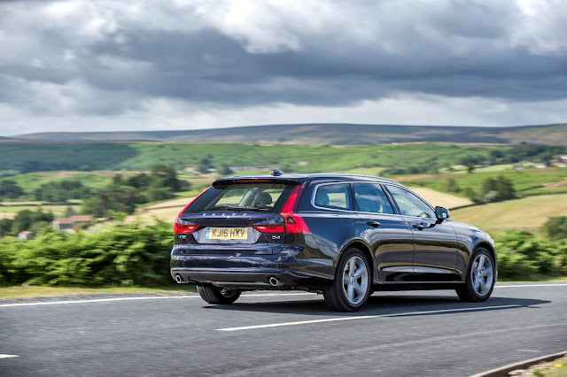 2016 Volvo V90 D4 2016 Volvo V90 D4